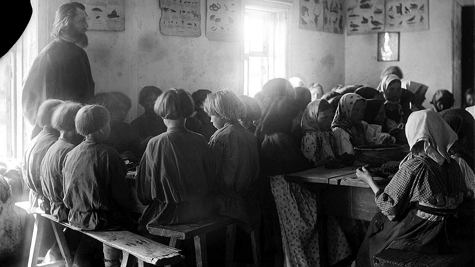 Обсуждение проекта документа "Профессии, совместимые и несовместимые со священством"