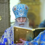 В праздник Введения во Храм Пресвятой Богородицы митрополит Владимир совершил Божественную литургию в Феодоровском соборе (Фото Юрия Костыгова)