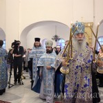 В праздник Введения во Храм Пресвятой Богородицы митрополит Владимир совершил Божественную литургию в Феодоровском соборе (Фото Юрия Костыгова)