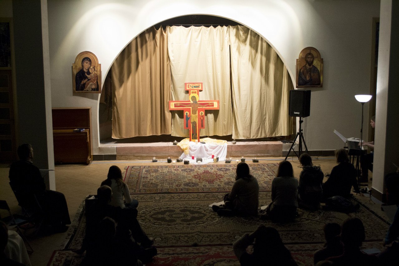 Молитва канонами Taize в Феодоровском соборе