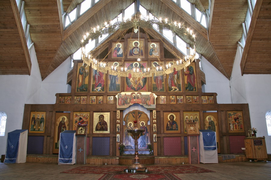 Иконостас храма-часовни Новомучеников и Исповедников Российских