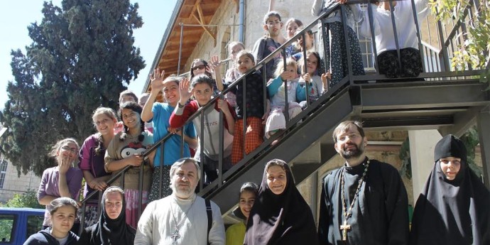 Поможем арабской православной школе
