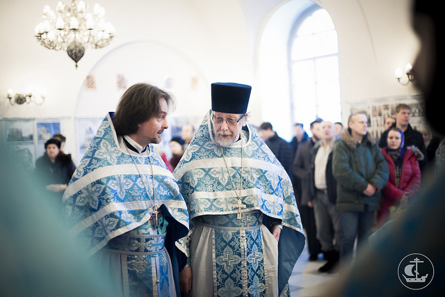 Архиерейская литургия в Феодоровском соборе. Фоторепортаж пресс-службы СПбДА