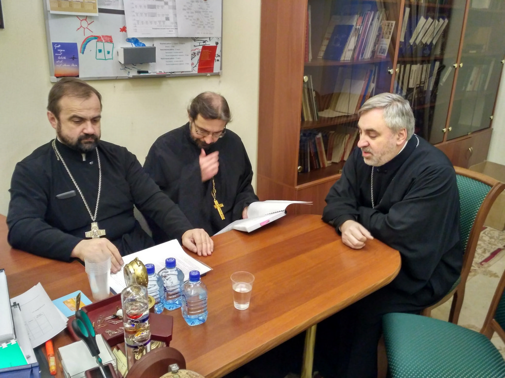 Клирики Феодоровского собора успешно защитили диссертации