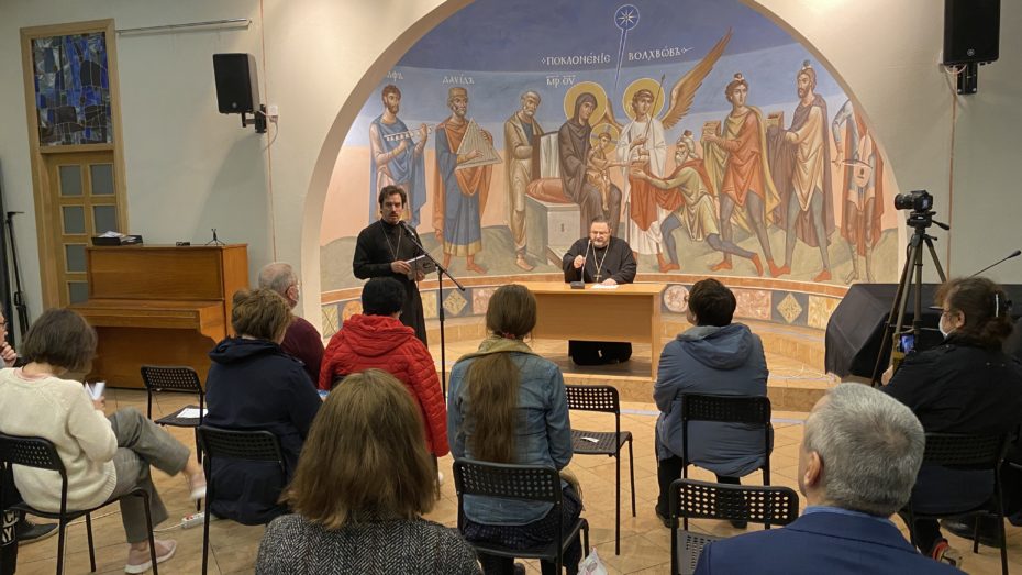 Представлена книга об истории Церкви в ХХ веке