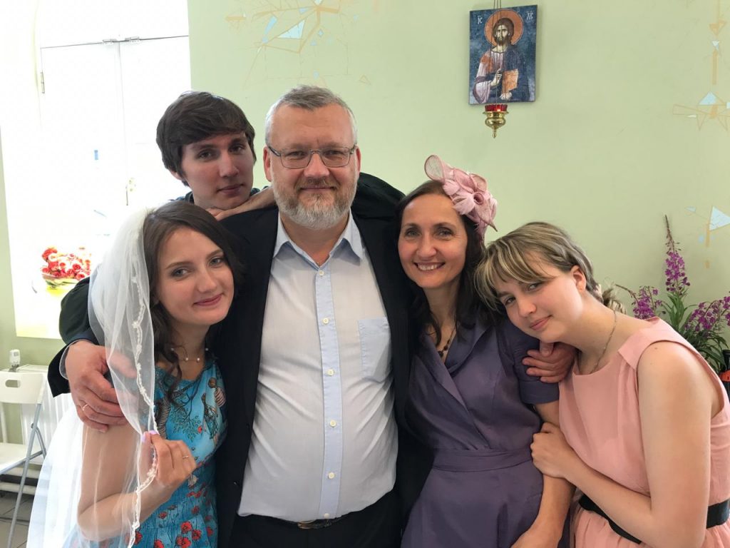 Приходите к нам. Приглашайте к себе. Давайте общаться