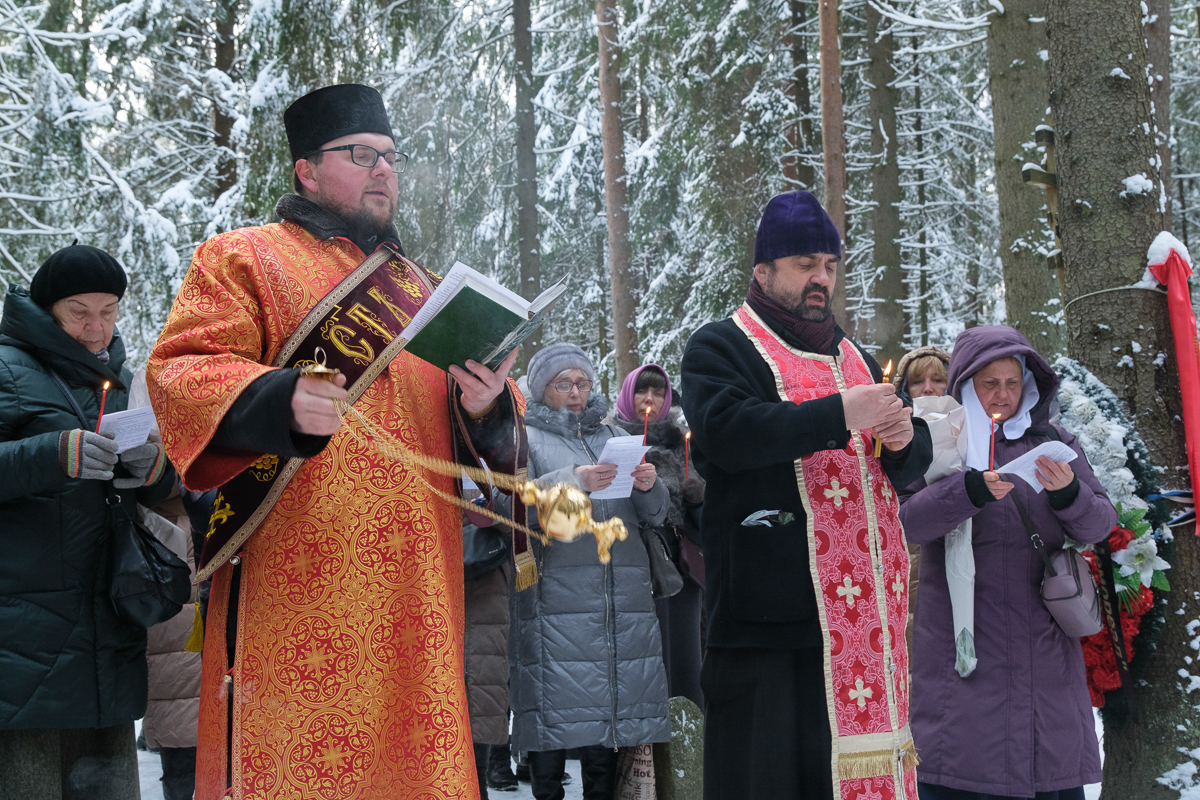 Память новомучеников почтили на Левашовском мемориале