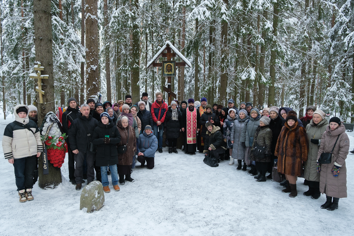 Память новомучеников почтили на Левашовском мемориале