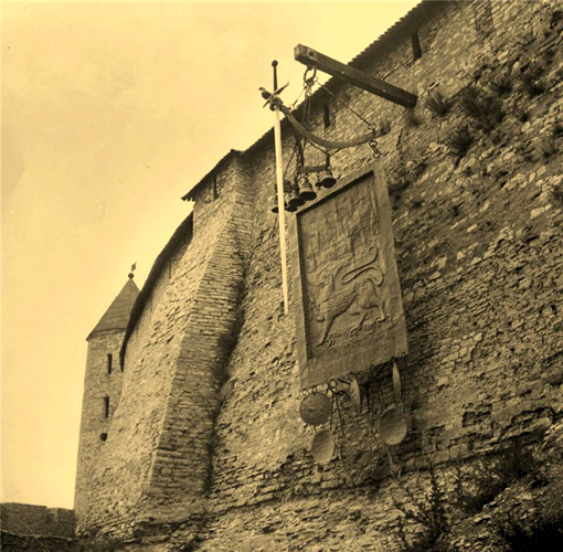 Кузнец, реставратор, художник