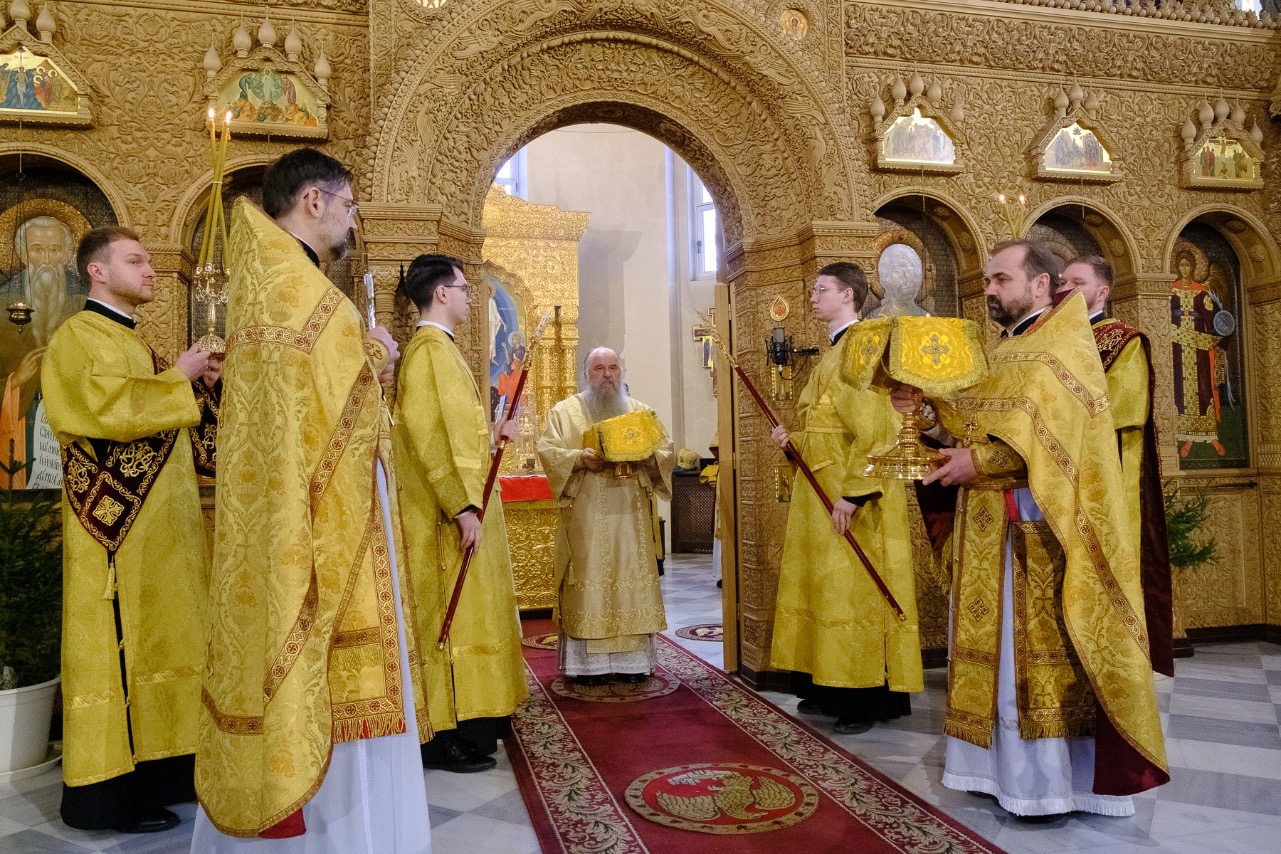 Состоялось архиерейское богослужение