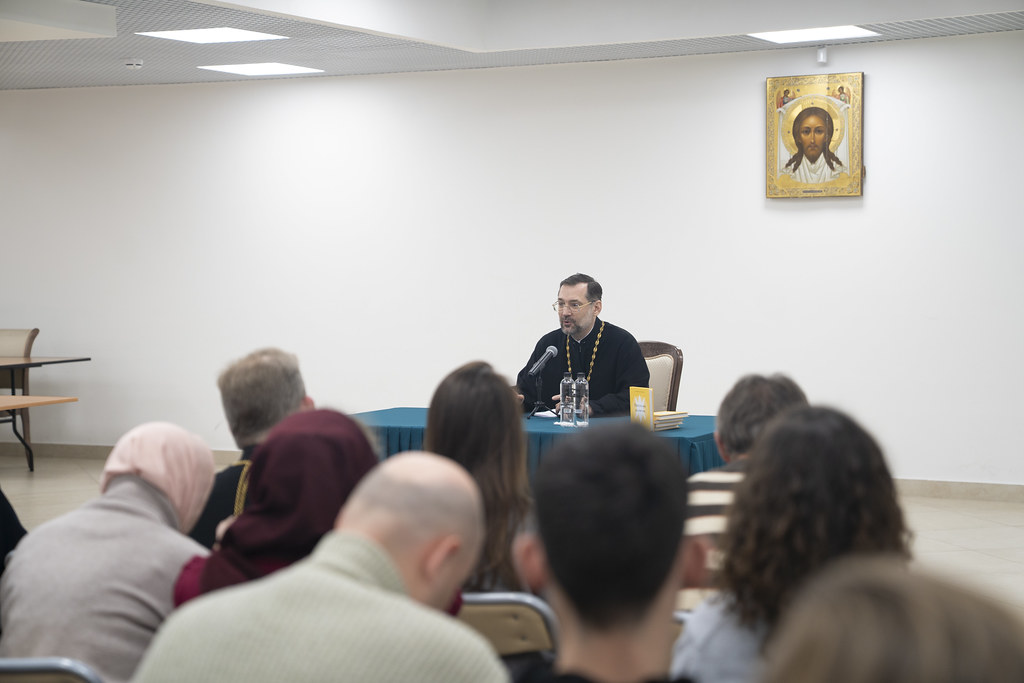 В Твери прошла презентация книги, переводчик которой протоиерей Дмитрий Сизоненко