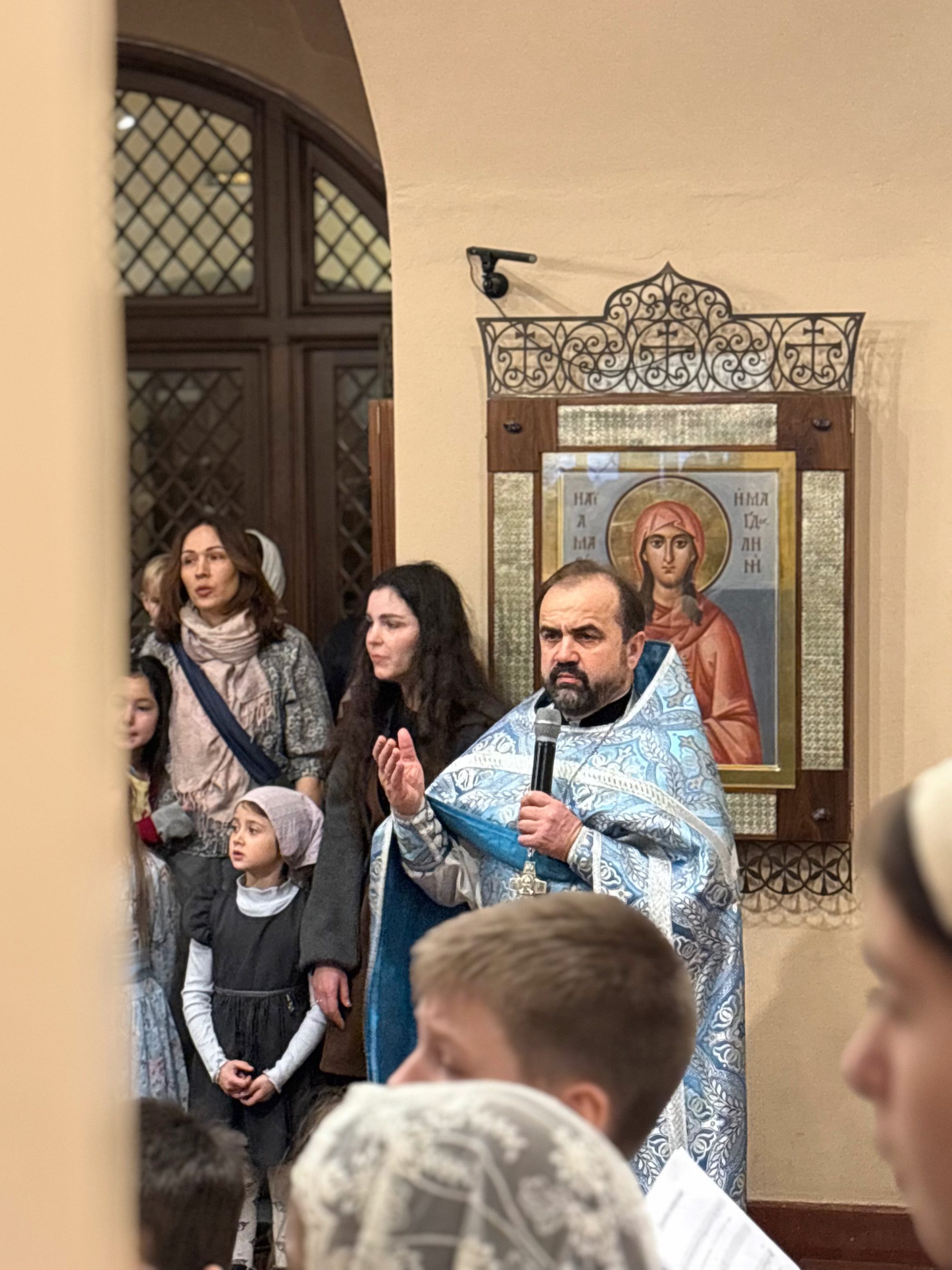 Состоялась Детская литургия и мастер-класс "Звезды, созвездия, кометы"